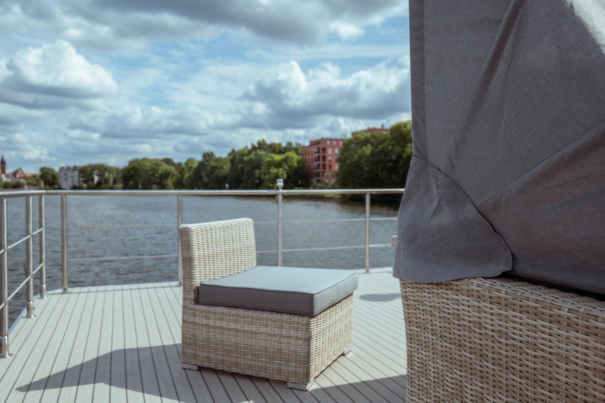 ホテル Nena Hausboot ベルリン エクステリア 写真